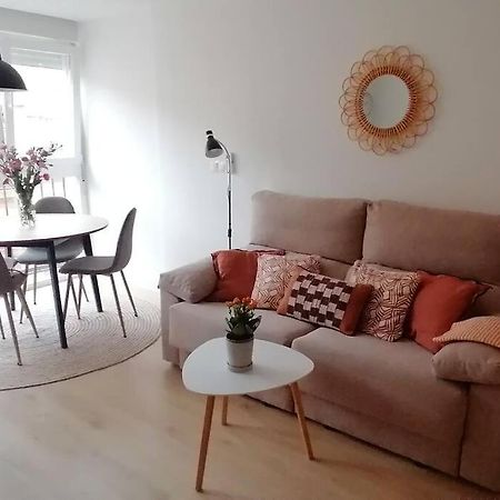 El Palo Cosy, 200 M From The Beach Apartment Malaga Luaran gambar