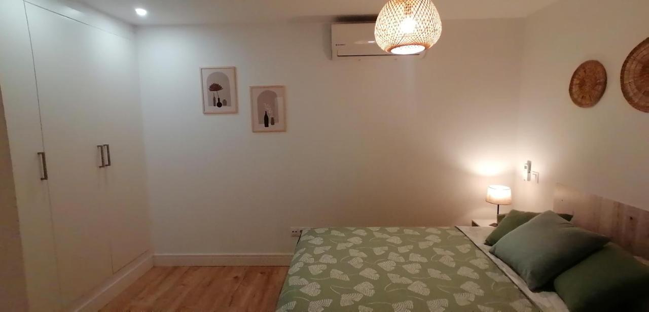 El Palo Cosy, 200 M From The Beach Apartment Malaga Luaran gambar